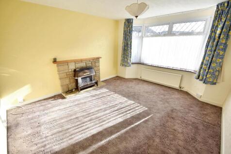 37 Meadowsweet Avenue 013.jpeg