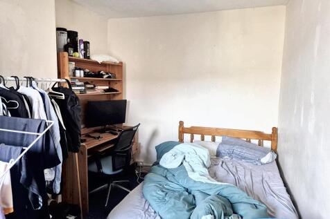 WhatsApp Image 2025-11-13 at 13.44.08 (3).jpeg