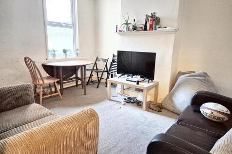 WhatsApp Image 2025-11-13 at 13.44.10 (2).jpeg