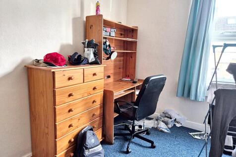 WhatsApp Image 2025-11-13 at 13.22.43 (8).jpeg