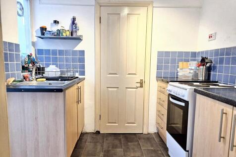 WhatsApp Image 2025-11-13 at 13.02.35 (4).jpeg