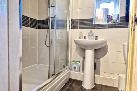 WhatsApp Image 2025-11-13 at 13.02.35 (7).jpeg