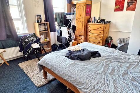 WhatsApp Image 2025-11-13 at 12.37.54.jpeg