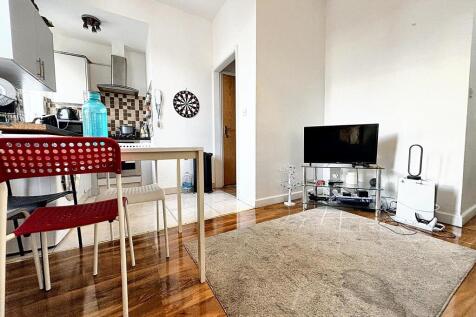 WhatsApp Image 2025-12-30 at 15.10.53 (1).jpeg