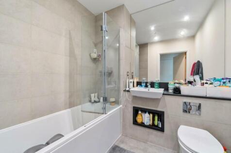 Bathroom.jpeg