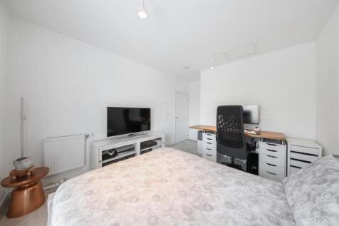 17 Michael Robbins Way  - n0GMBxtInwRjAzLx94jt.jpg
