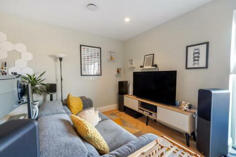 Apartment 28, 4 Explorer Way - j1rb6j8nofZu3F3MzSv