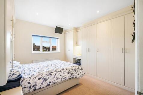 35 Stanhope Road - MwbQiwVp6xlZmOoJIPLH.jpg