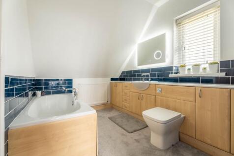 Jack &amp; Jill En-Suite