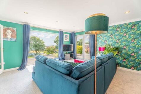 1st Floor Sitting Room