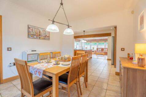 Open Plan Dining Room / Breakfast Kitchen and Sun Room