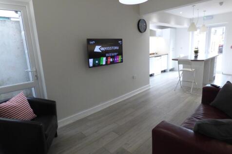 Communal Kitchen/Living Room area