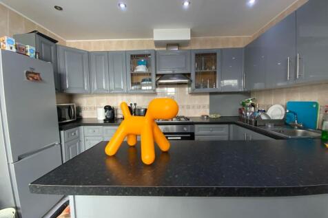 Communal Kitchen