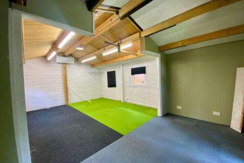 Outdoor Office/ home gym