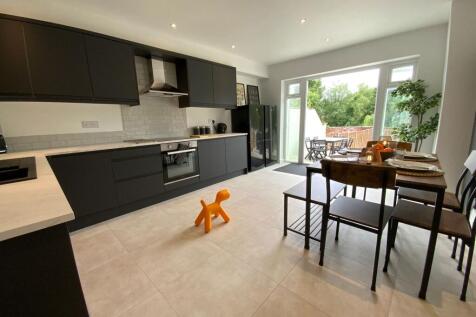 Communal Kitchen