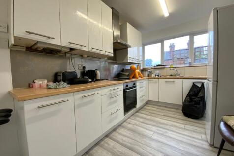 Communal Kitchen