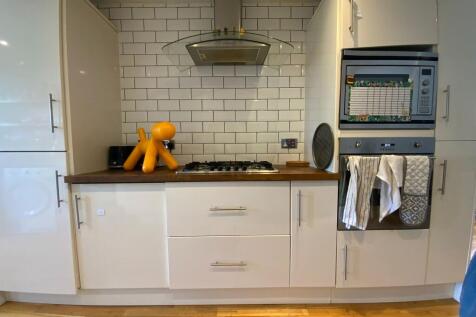 Communal Kitchen