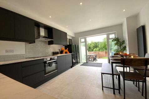 Communal Kitchen