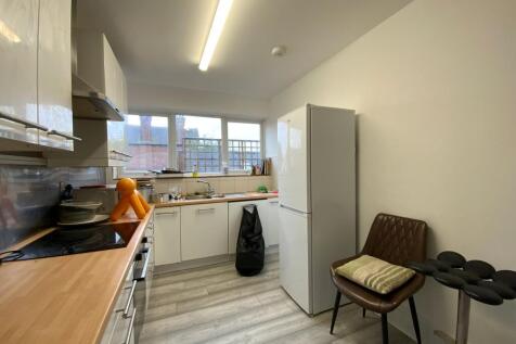 Communal Kitchen