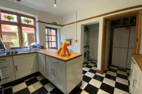 Communal Kitchen