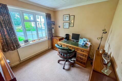 Bedroom Five/ Study