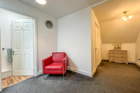 DRESSING ROOM