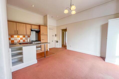 Open-Plan Living Area &amp; Kitchen