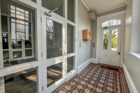 Communal Entrance Porch