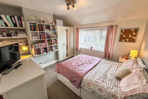 Bedrooms Two
