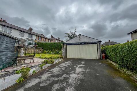 Garage &amp; Parking