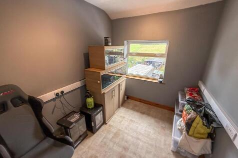 Bedrooms Three