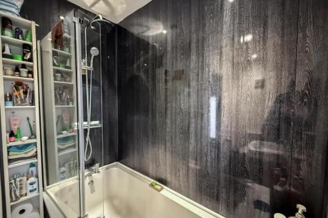 WhatsApp Image 2025-11-13 at 09.31.24 (3).jpeg