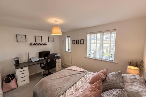 WhatsApp Image 2025-11-19 at 15.54.36.jpeg