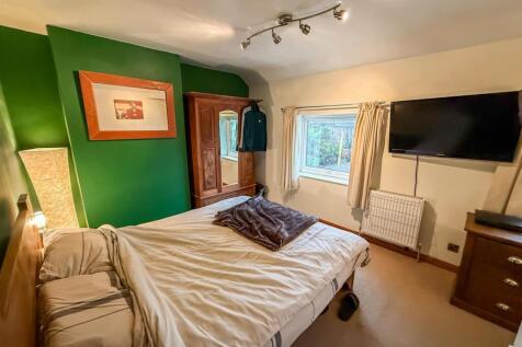 WhatsApp Image 2025-12-05 at 13.53.41 (1).jpeg