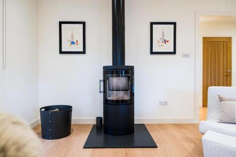 log burner.jpg