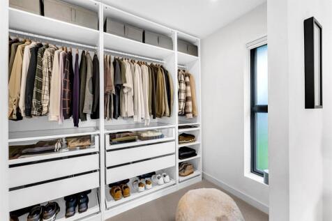 bedroom 2 wardrobes.jpg