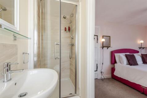 Virginia Cottage.27.jpg