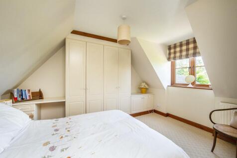 Bedroom 2 - 01.jpg