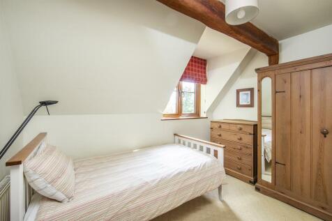 Bedroom 5.jpg