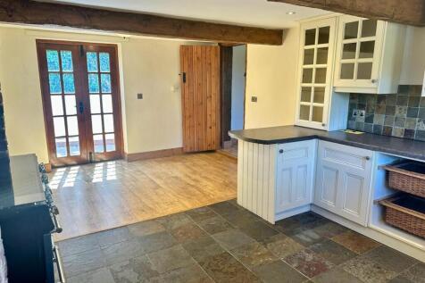 Kitchen Dining Area