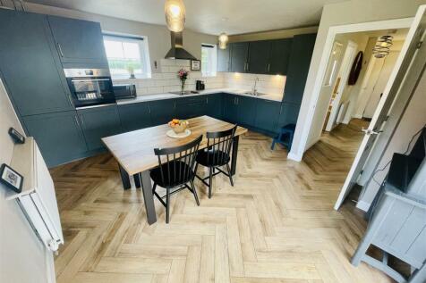 Open Plan Kitchen/Dining Room