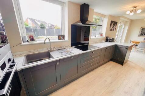 Open Plan Kitchen/Dining Room