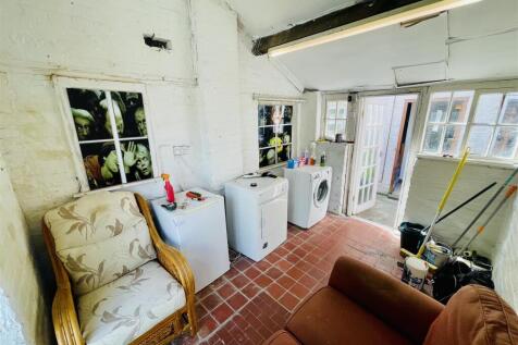 Outbuilding
