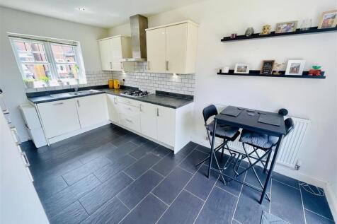 Open Plan Kitchen/Dining Room