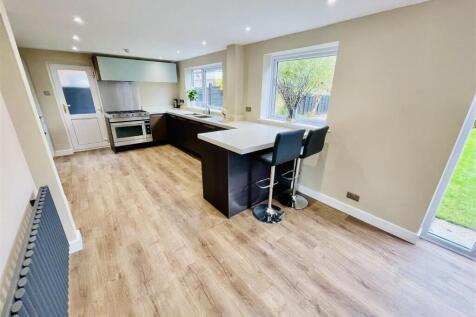 Open Plan Kitchen/Dining Room