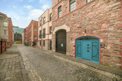 Property Image 4