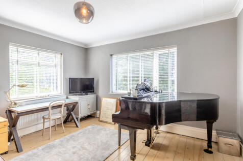 Property Image 33