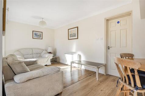 Dining/ Kitchen Area