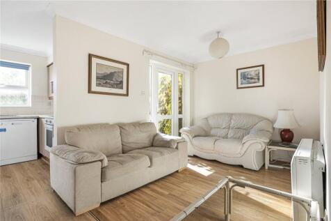 Dining/ Kitchen Area