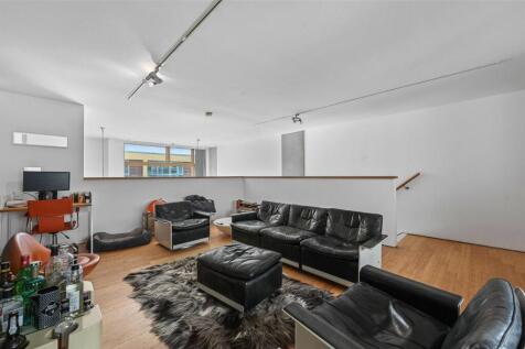 Bedroom/Reception